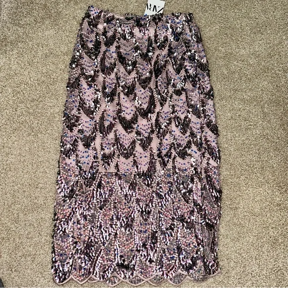 ZARA Bloggers Fav Sequin Skirt - Picture 10 of 16